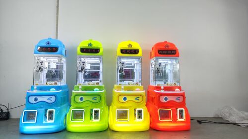 에 대한 최신 회사 뉴스 신제품 출시: 스마트 LED 스크린 미니 클로 머신 – 가족 엔터테인먼트 센터를 위한 새로운 매력